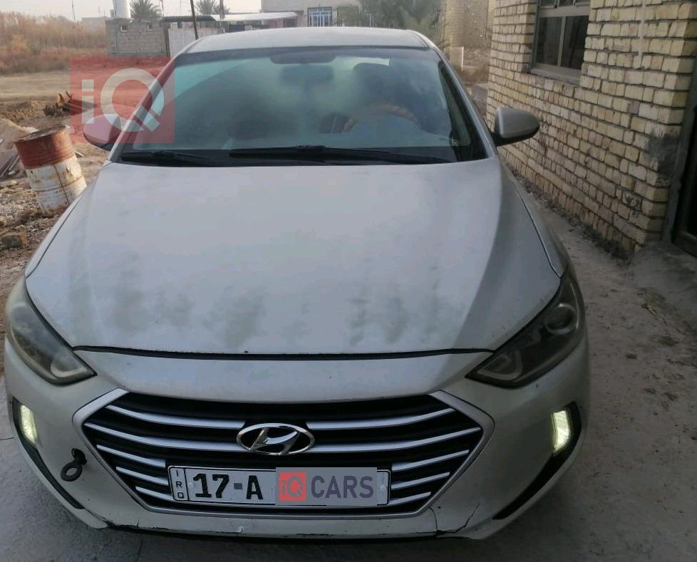 هيونداي النترا